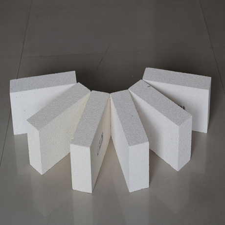 断熱耐火レンガ（IFB 2800）