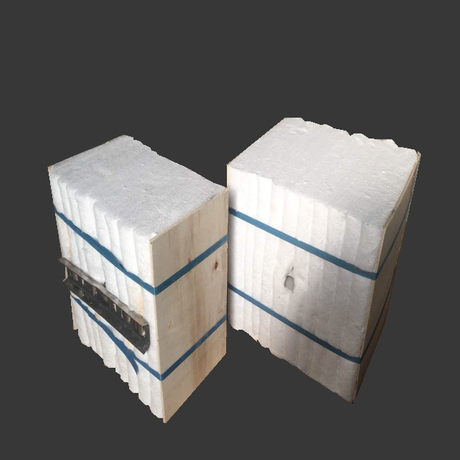 耐火性セラミック繊維モジュール断熱